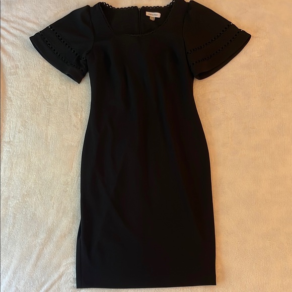 Calvin Klein Dresses & Skirts - Calvin Klein Elegant Black Sheath Dress, size 4